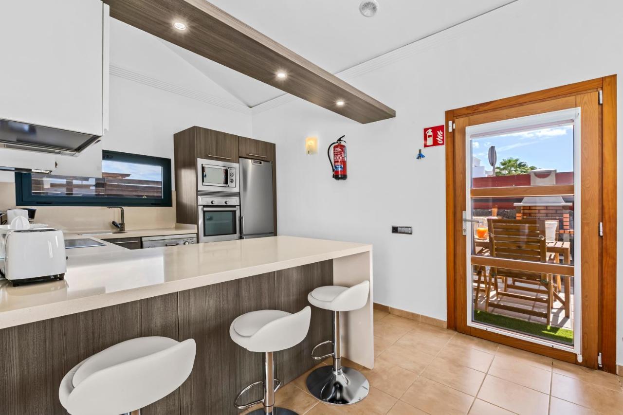 Siesta Suites Lanzarote Яйса Екстериор снимка